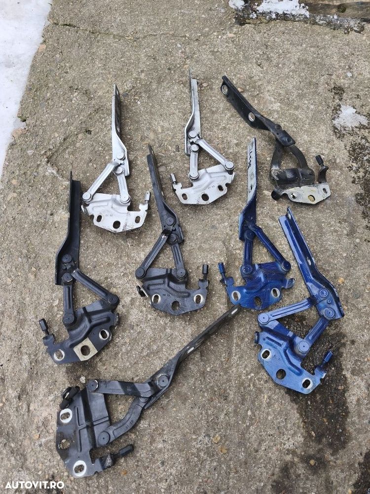 Suport far/suport aripă/suport bară/balama capotă Volkswagen Passat B6 - 7