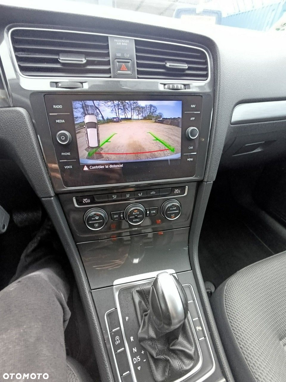 Volkswagen Golf - 39