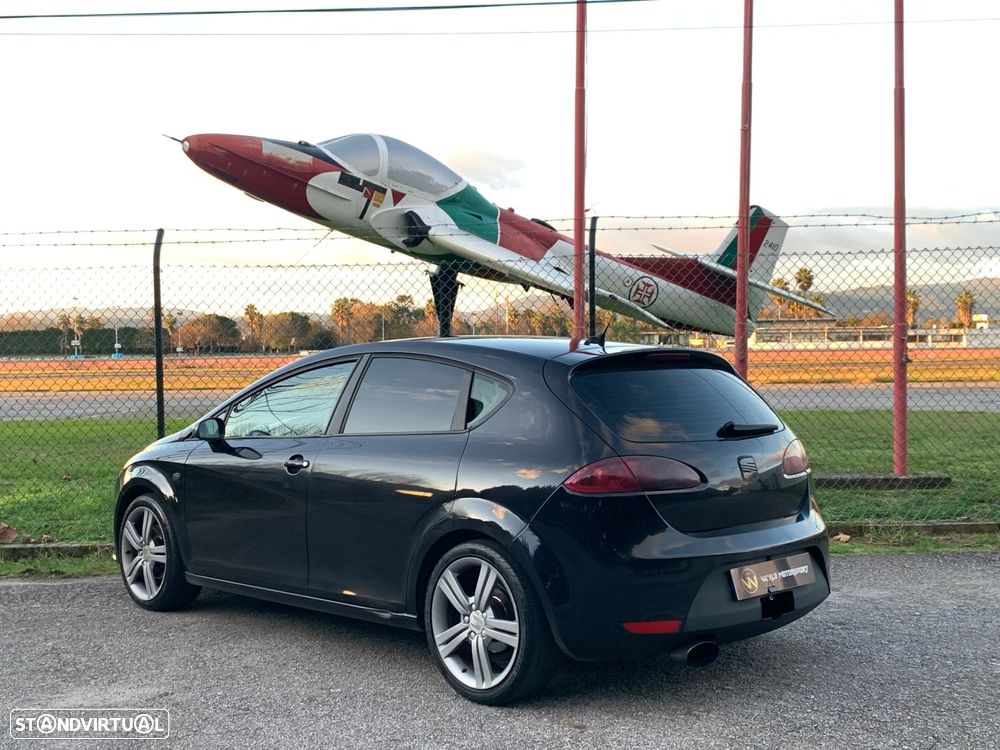 SEAT Leon 2.0 TDI FR DPF - 24