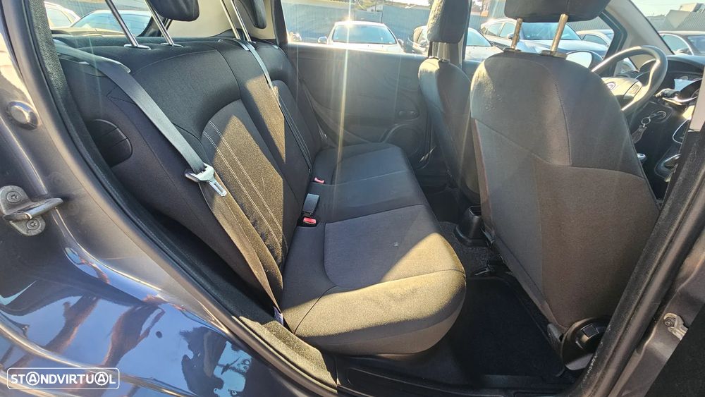 Fiat Punto 1.2 Young S&S - 22