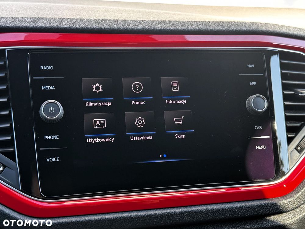 Volkswagen T-Roc - 31
