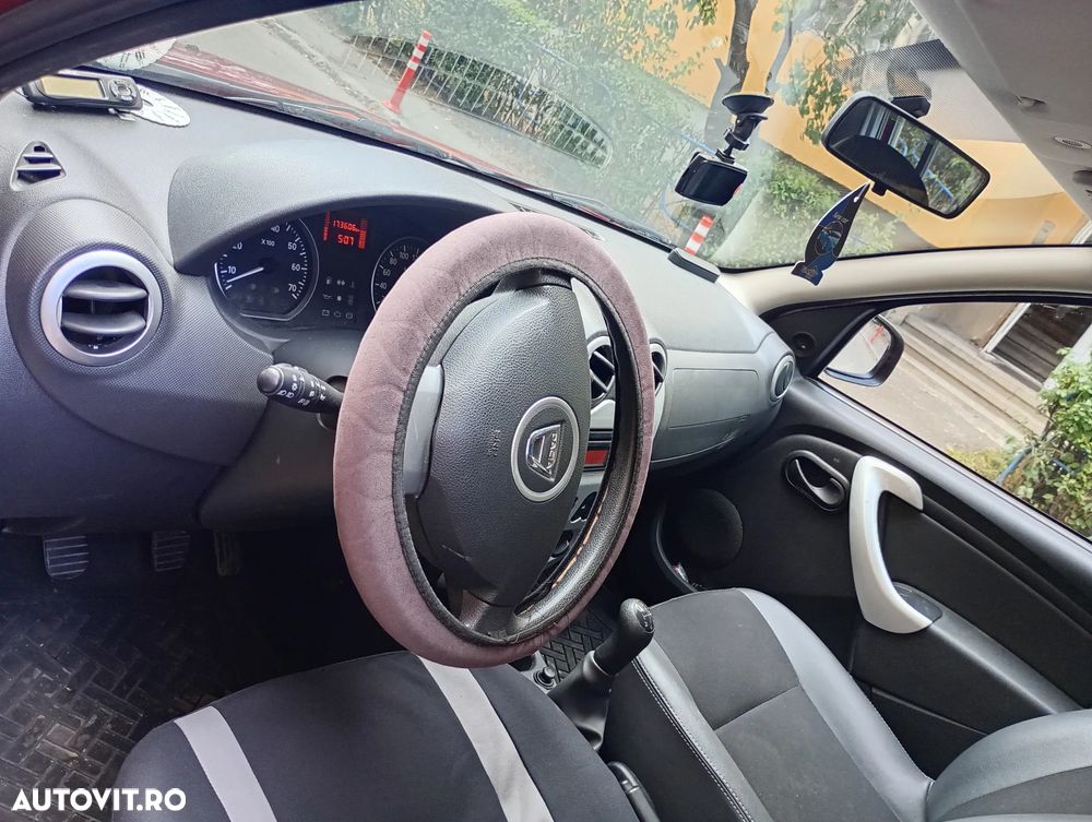 Dacia Sandero Stepway ver-1-6-mpi-stepway - 4