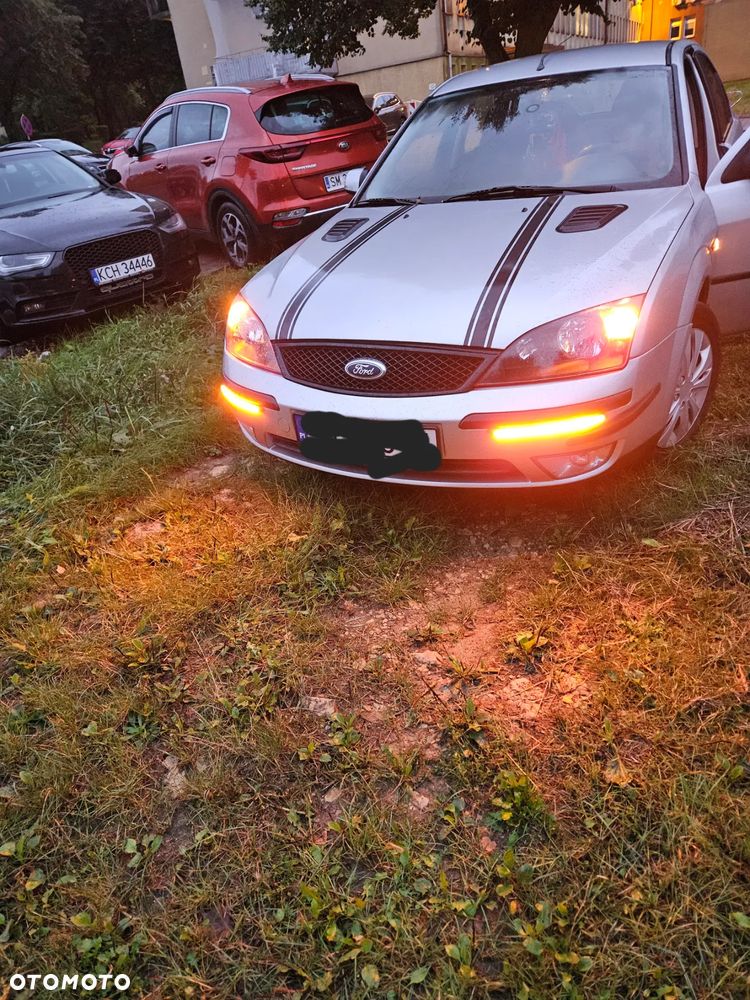 Ford Mondeo 1.8 Ambiente - 1