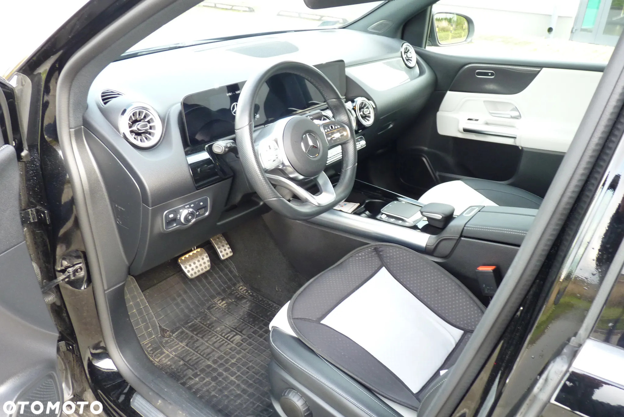 Mercedes-Benz Klasa B 180 AMG Line 7G-DCT - 2