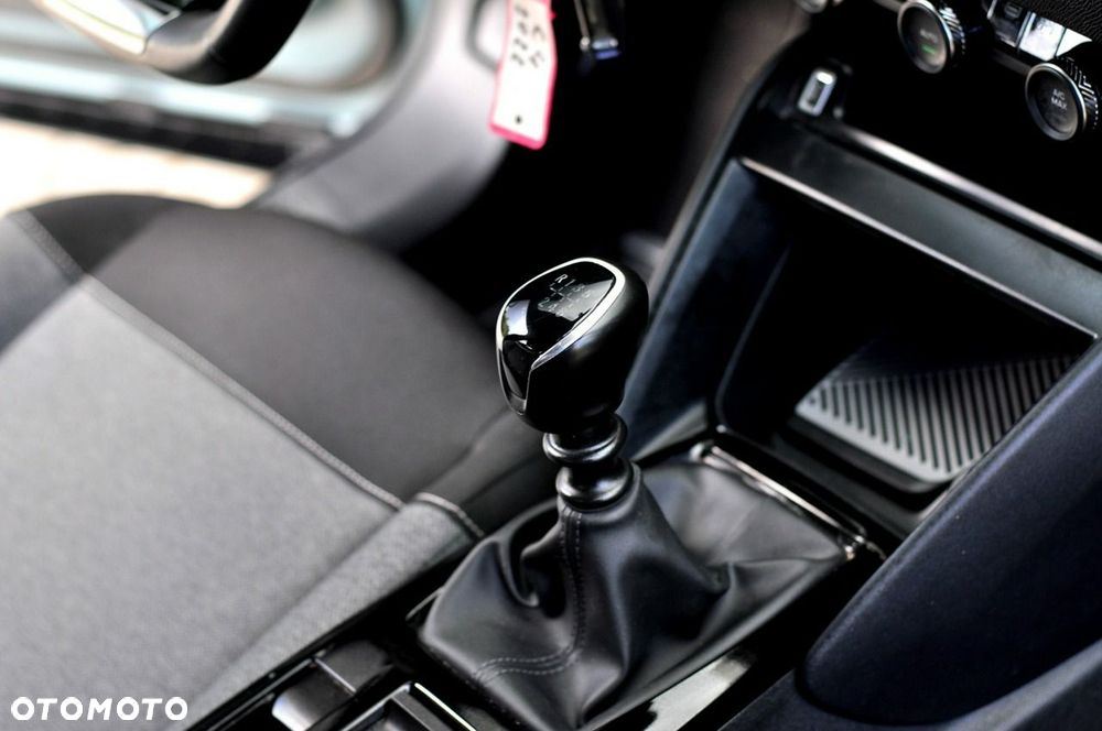 Citroën C4 1.5 BlueHDi Shine S&S - 16