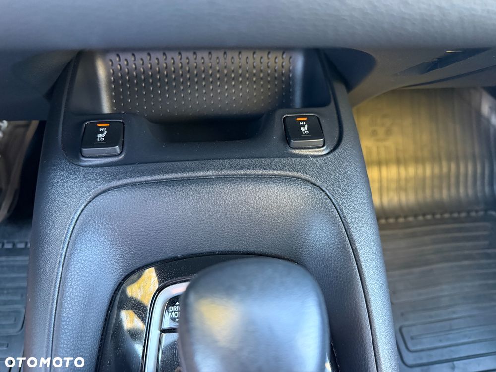Toyota Corolla 1.8 Hybrid Comfort - 35