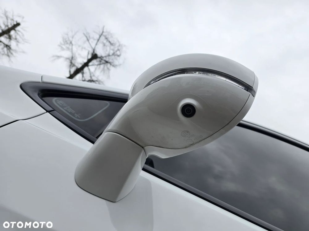 Chrysler Pacifica - 15