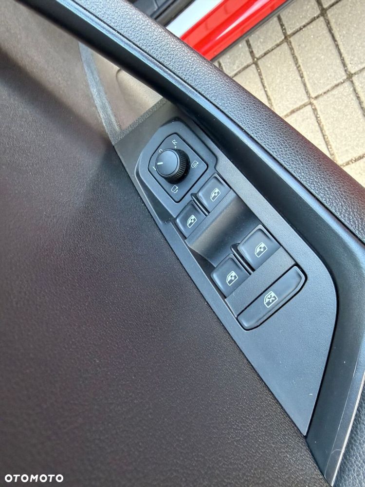 Skoda Karoq 1.5 TSI ACT Sportline DSG - 31