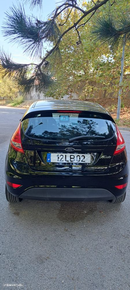 Ford Fiesta - 6