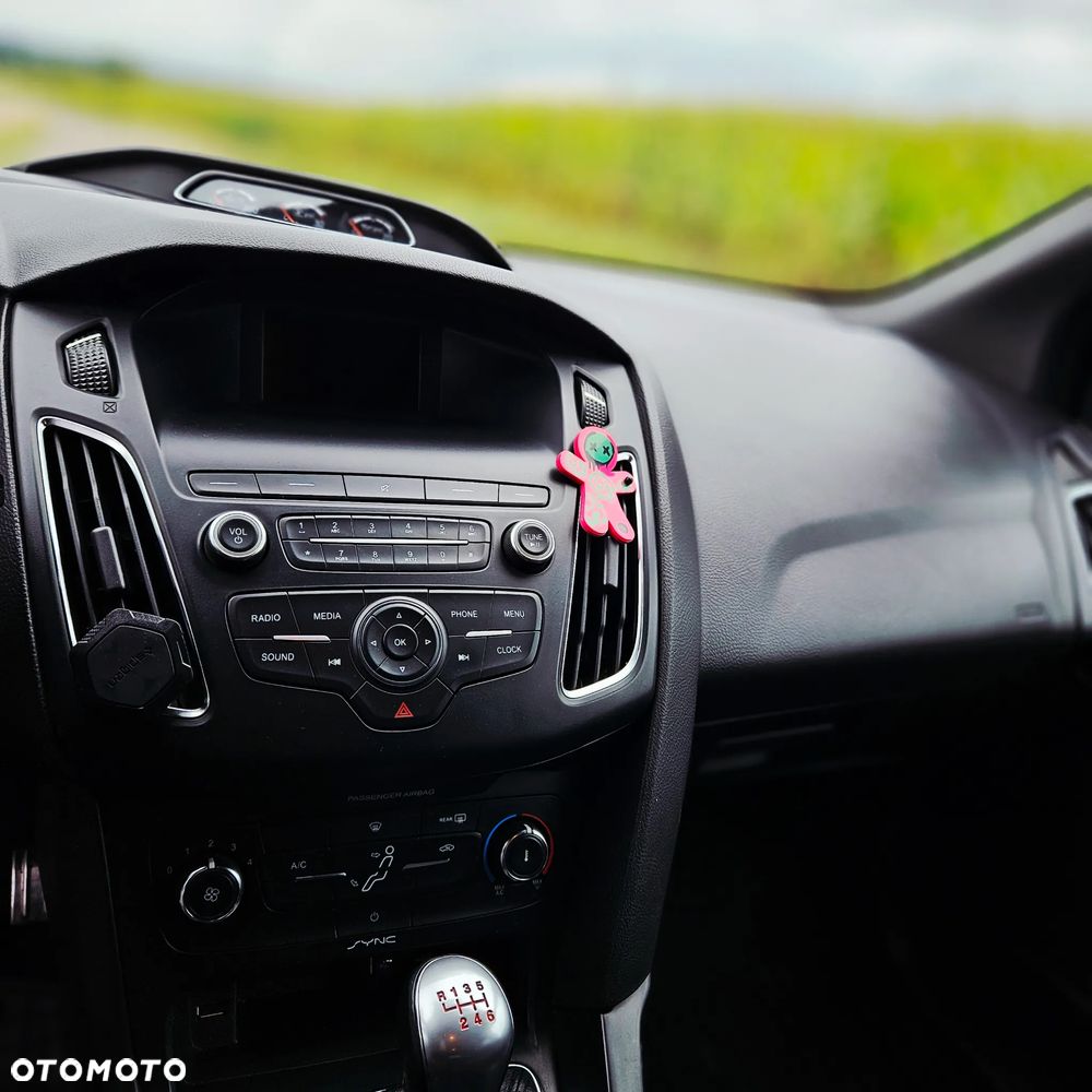 Ford Focus 2.0 EcoBoost ST - 16