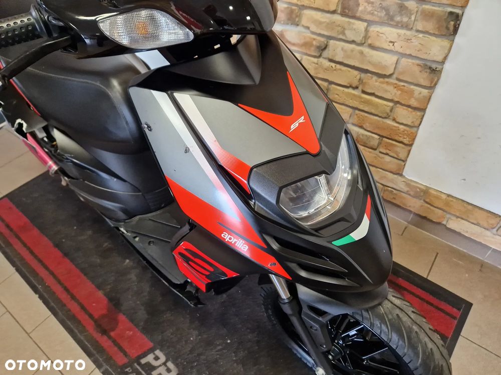 Aprilia SR - 10
