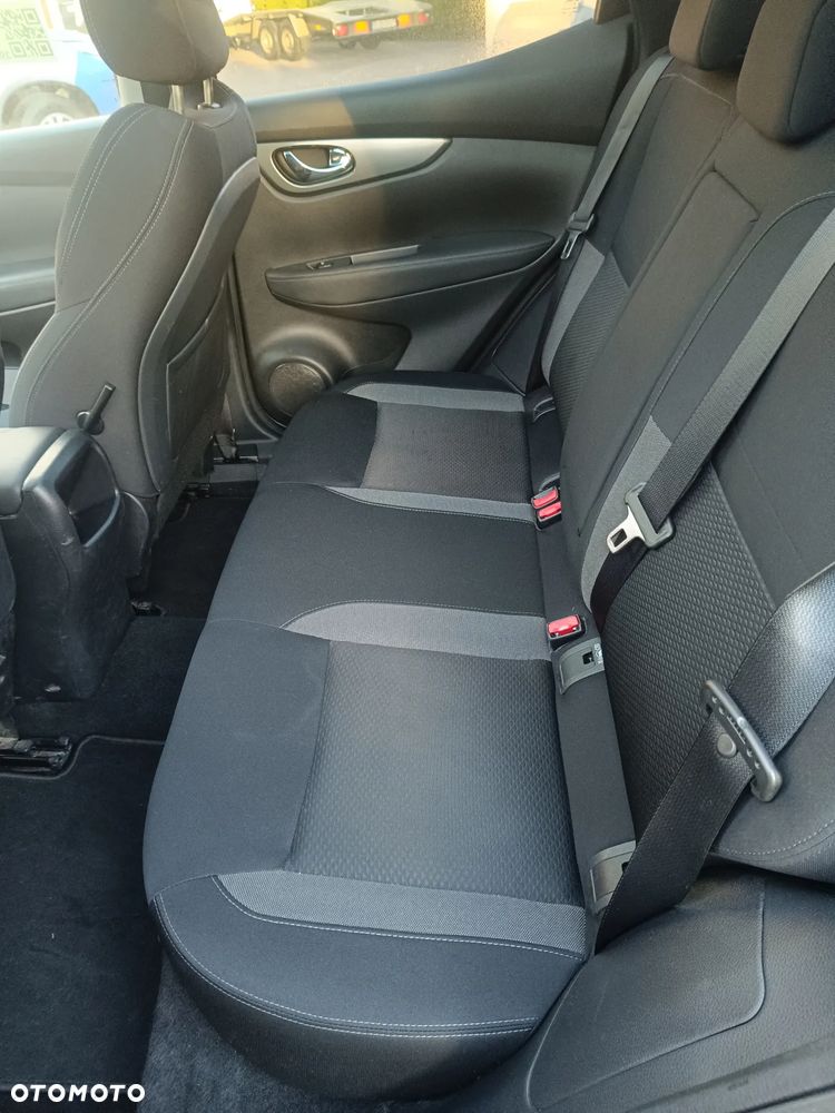 Nissan Qashqai 1.5 dCi DCT ACENTA - 18