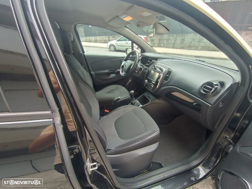 Renault Captur 1.5 dCi Exclusive - 18