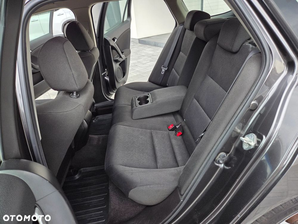 Honda Accord 2.0 Elegance - 27