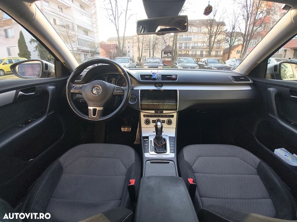Volkswagen Passat Alltrack - 4