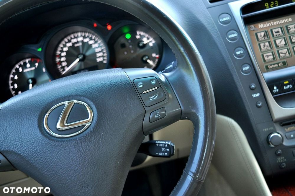Lexus GS 300 Prestige + - 20