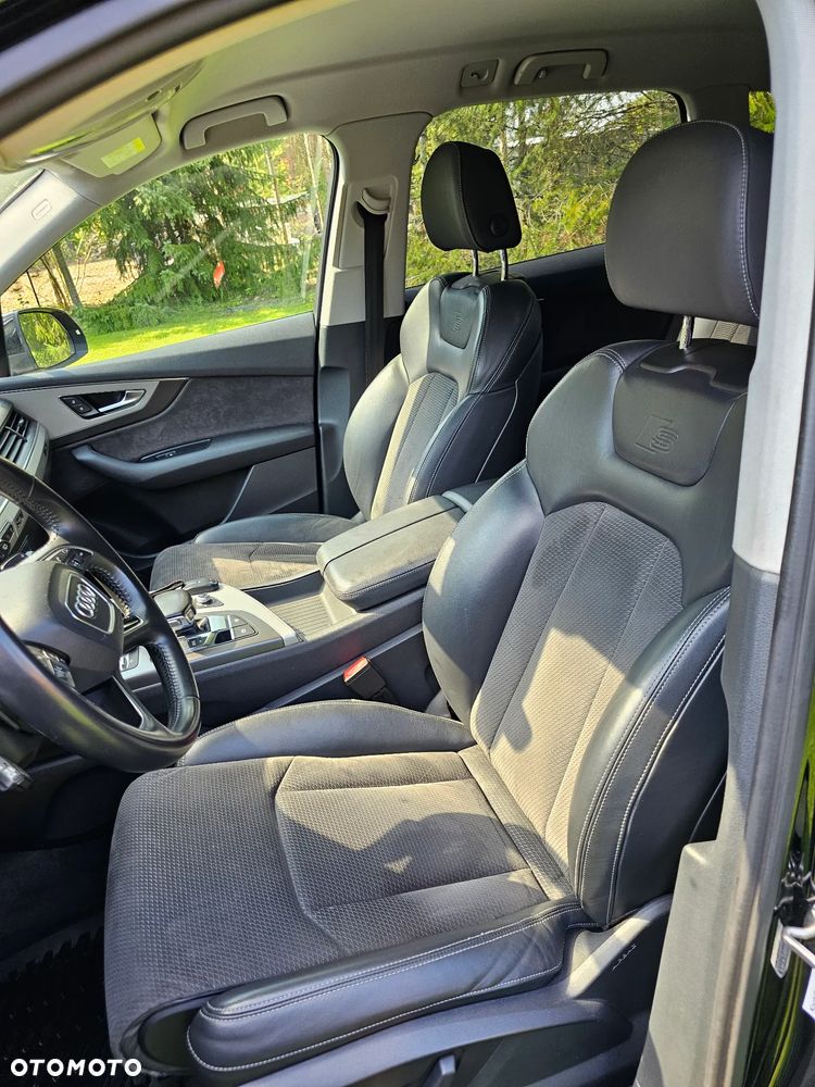 Audi Q7 - 13