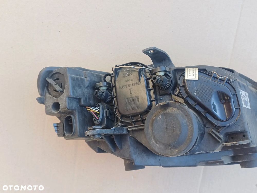 LAMPA LEWA SEAT IBIZA 6J PRZÓD ORGINAŁ WERSJA EUROPEJSKA - 6