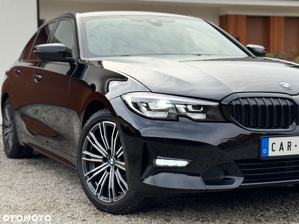 BMW Seria 3 320d Sport Line - 22