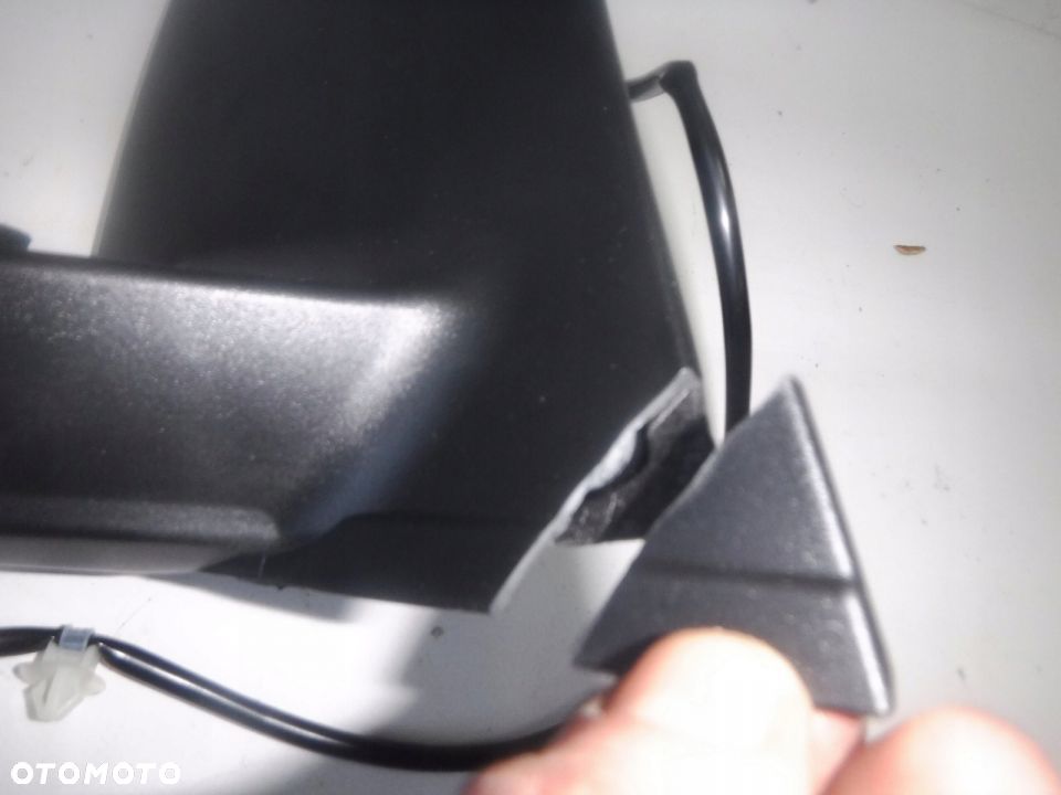 POLO 09R- 6R LUSTERKO PRAWA RĘCZNE + 2 PIN EU - 3