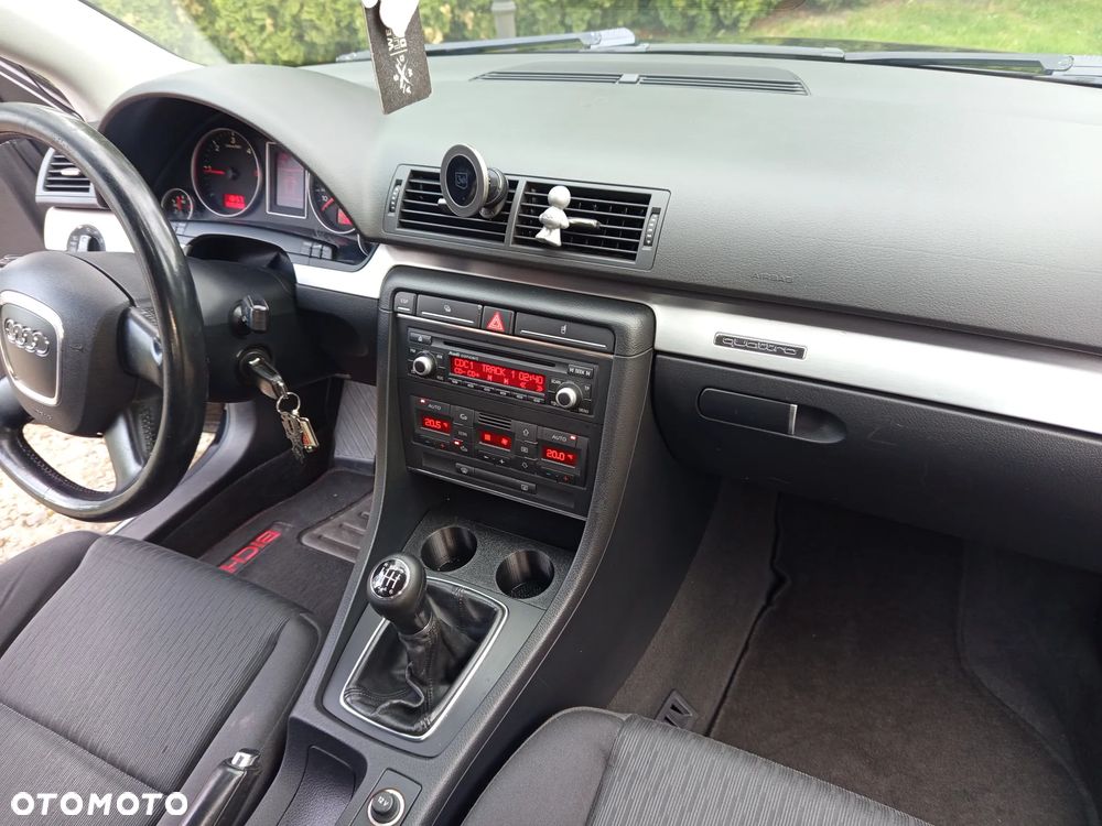 Audi A4 Avant 2.0 TDI DPF Quattro - 3