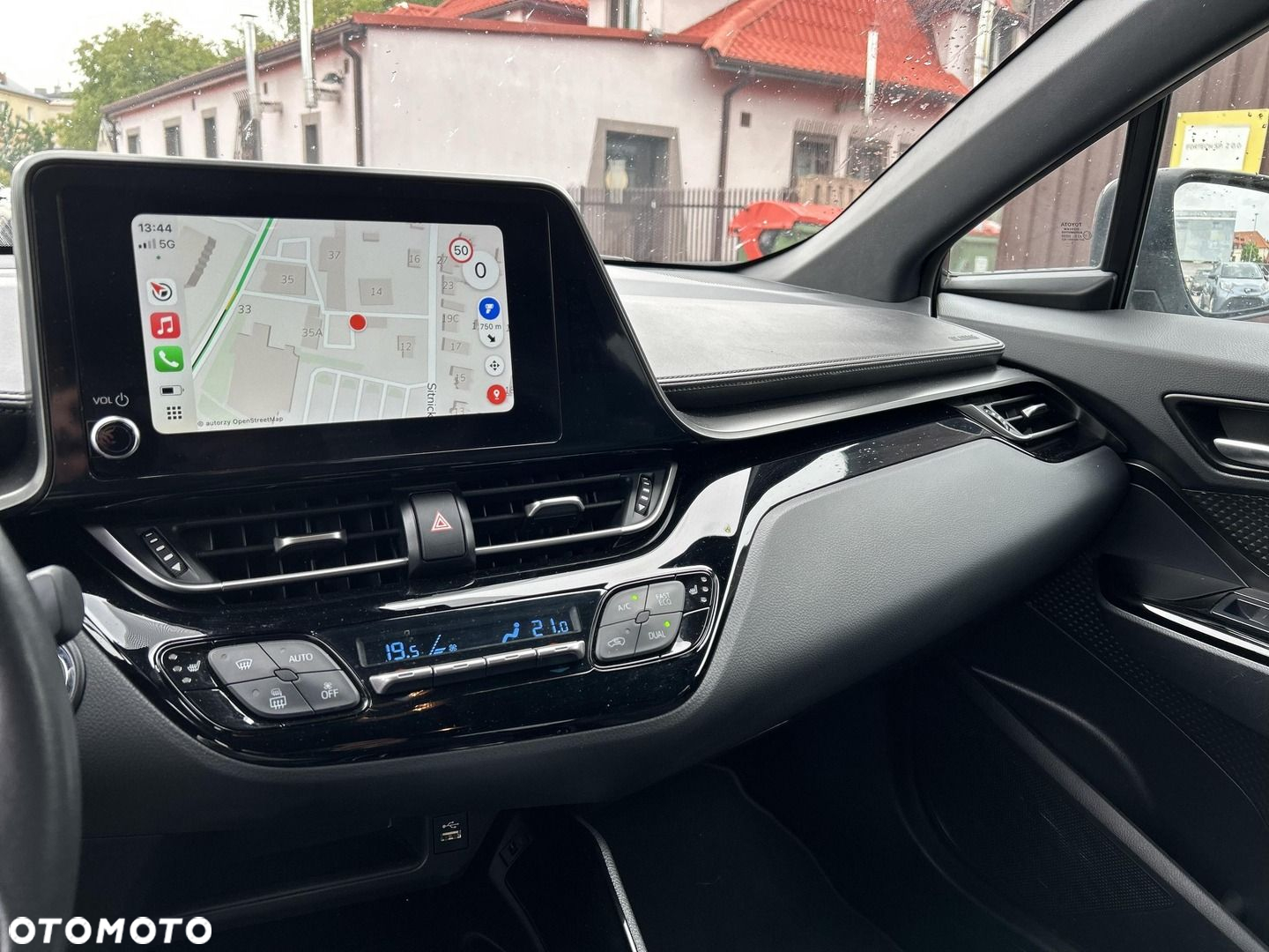 Toyota C-HR - 19