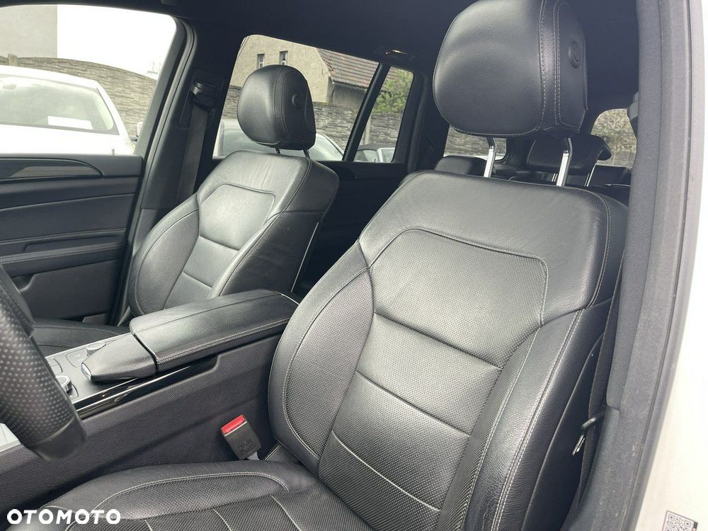 Mercedes-Benz GLS 350 d 4Matic 9G-TRONIC AMG Line - 12