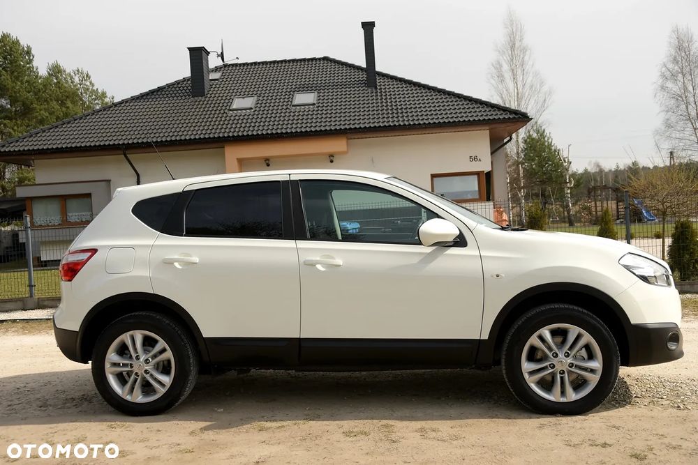 Nissan Qashqai 1.6 visia Start/Stop - 10