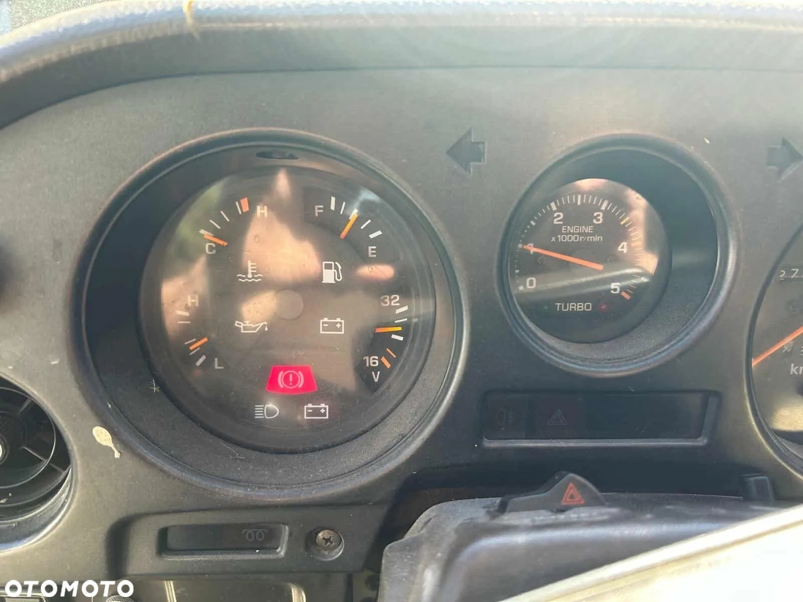 Toyota Land Cruiser HJ61 - 3