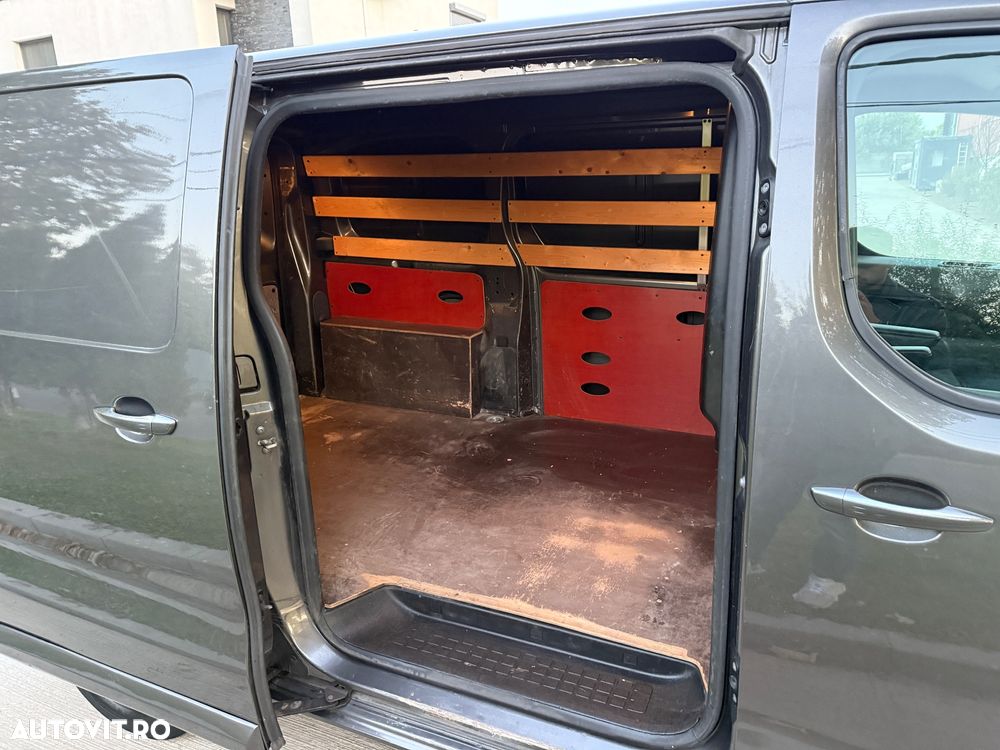 Toyota Proace Verso 2.0 D-4D 177CP 6+1 6A/T VIP - 22