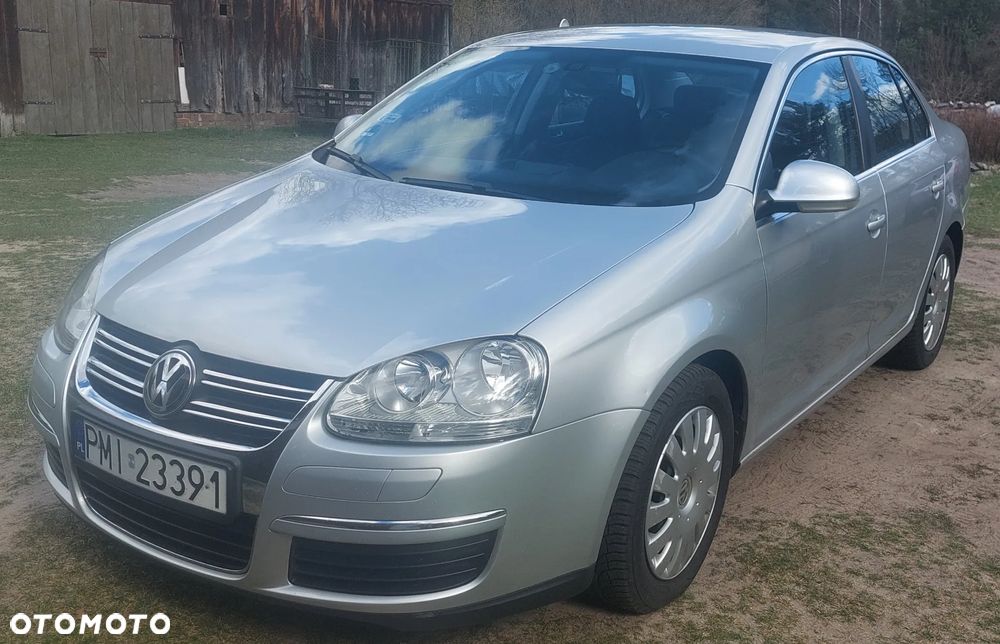 Volkswagen Jetta 1.9 TDI Comfortline - 9