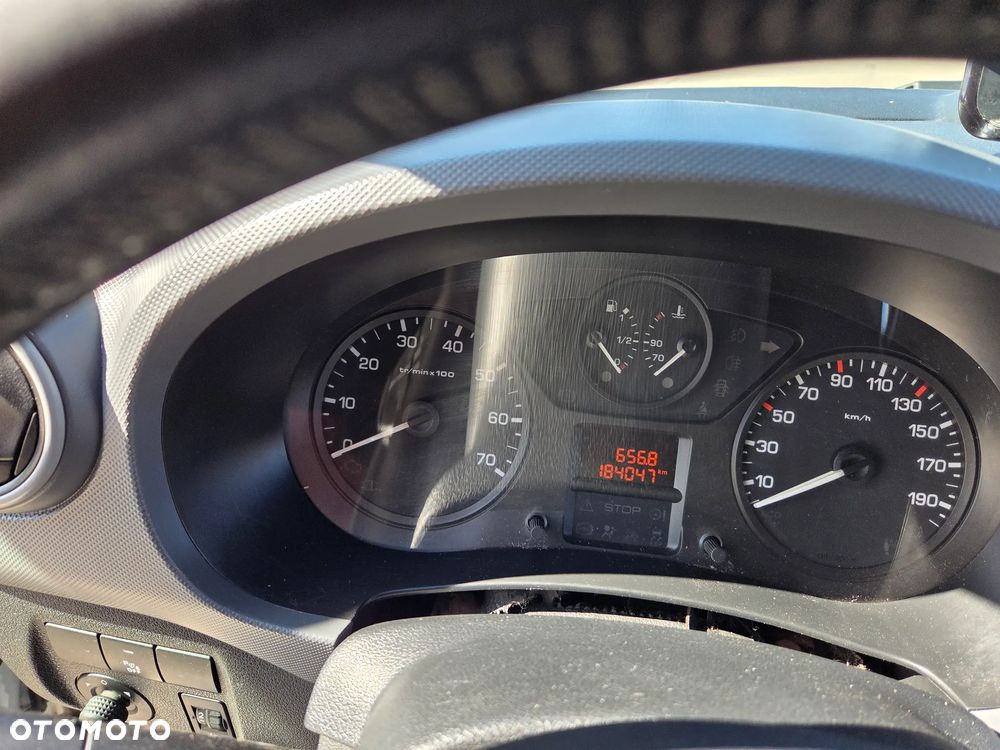 Peugeot Partner 1.6 HDi Trendy - 17