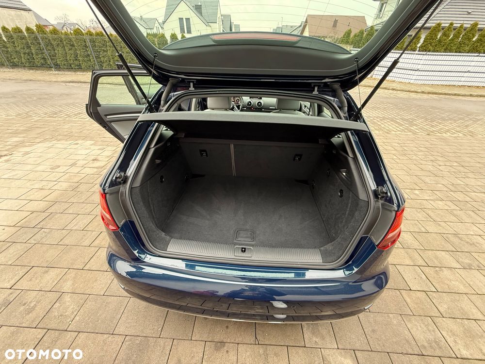 Audi A3 Sportback 2.0 TDI S tronic - 13