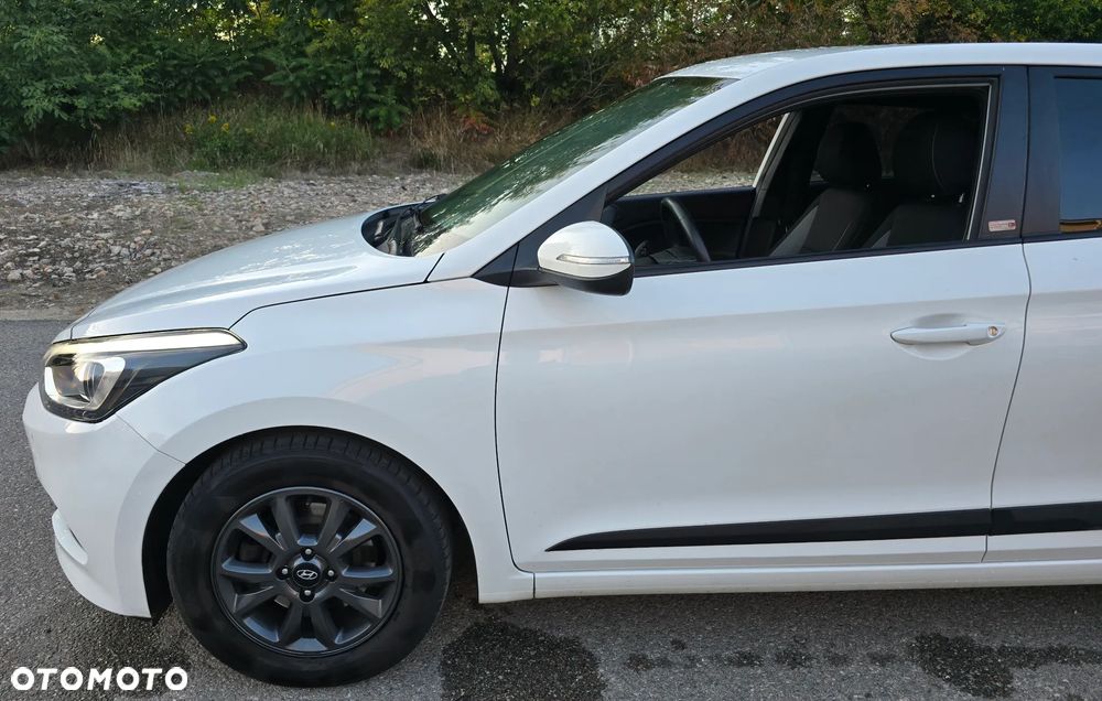 Hyundai i20 - 25
