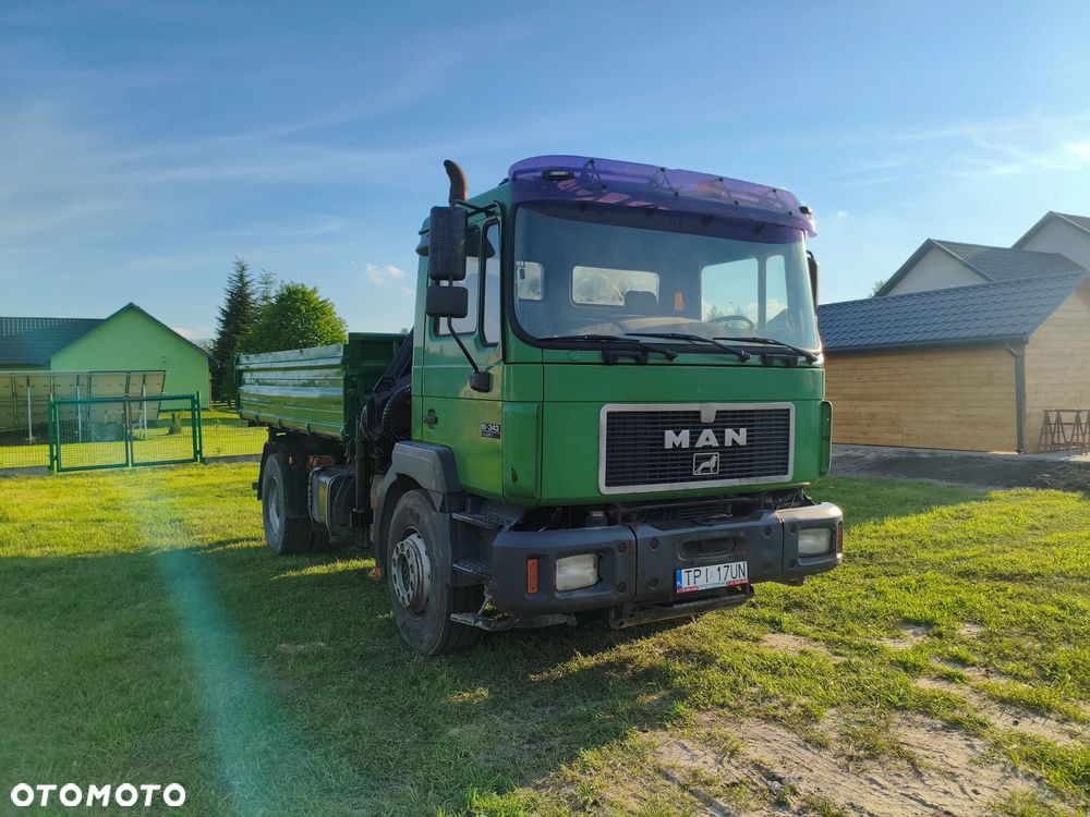 MAN F2000 - 9