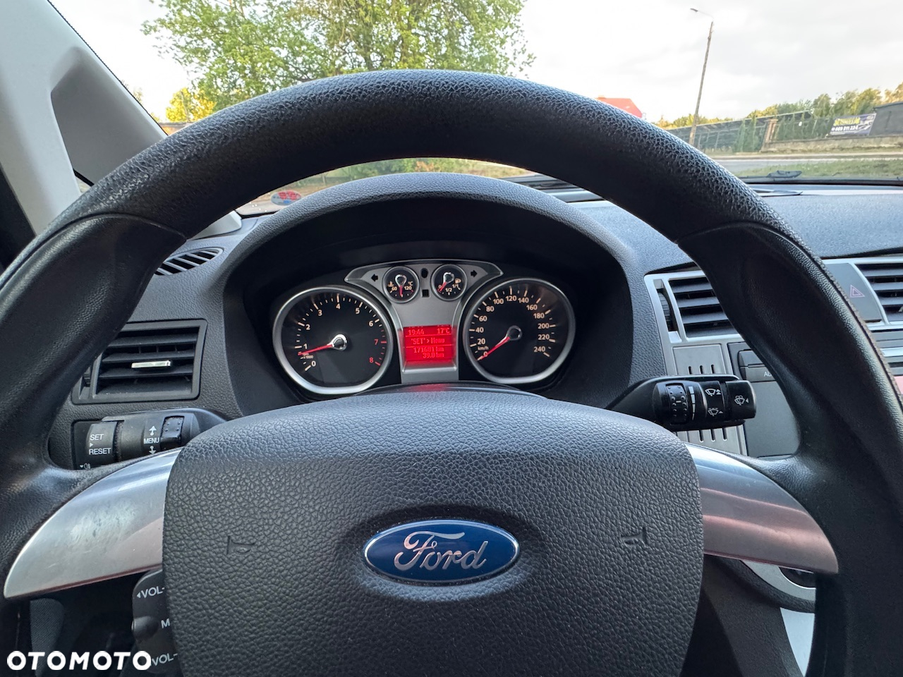 Ford C-MAX 1.8 Ambiente - 14