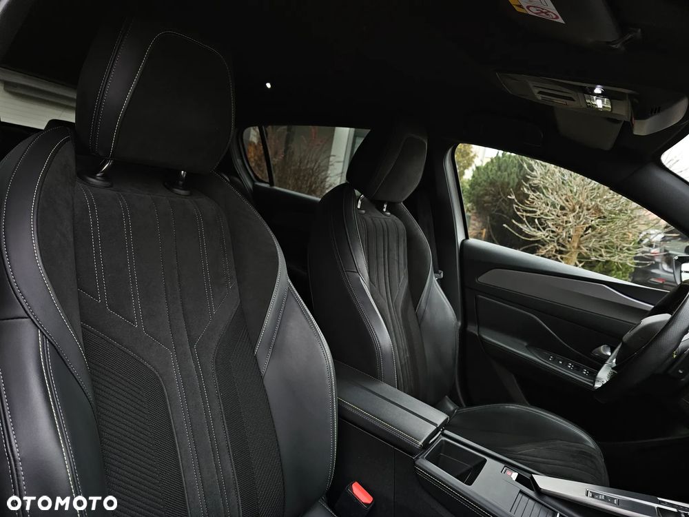 Peugeot 308 1.2 PureTech GT S&S EAT8 - 23