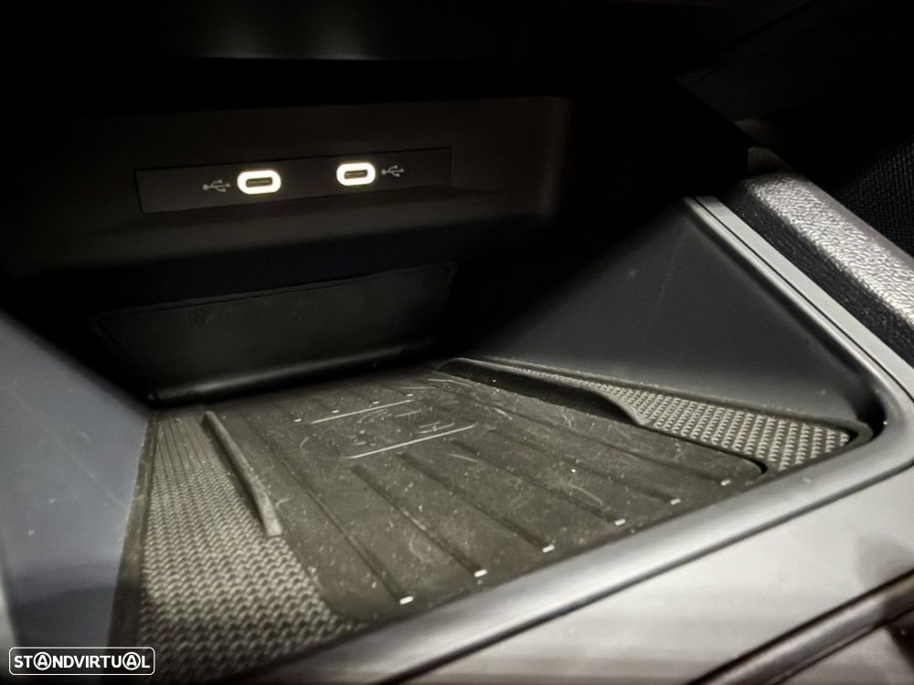 Cupra Leon 1.5 e-Hybrid DSG - 25