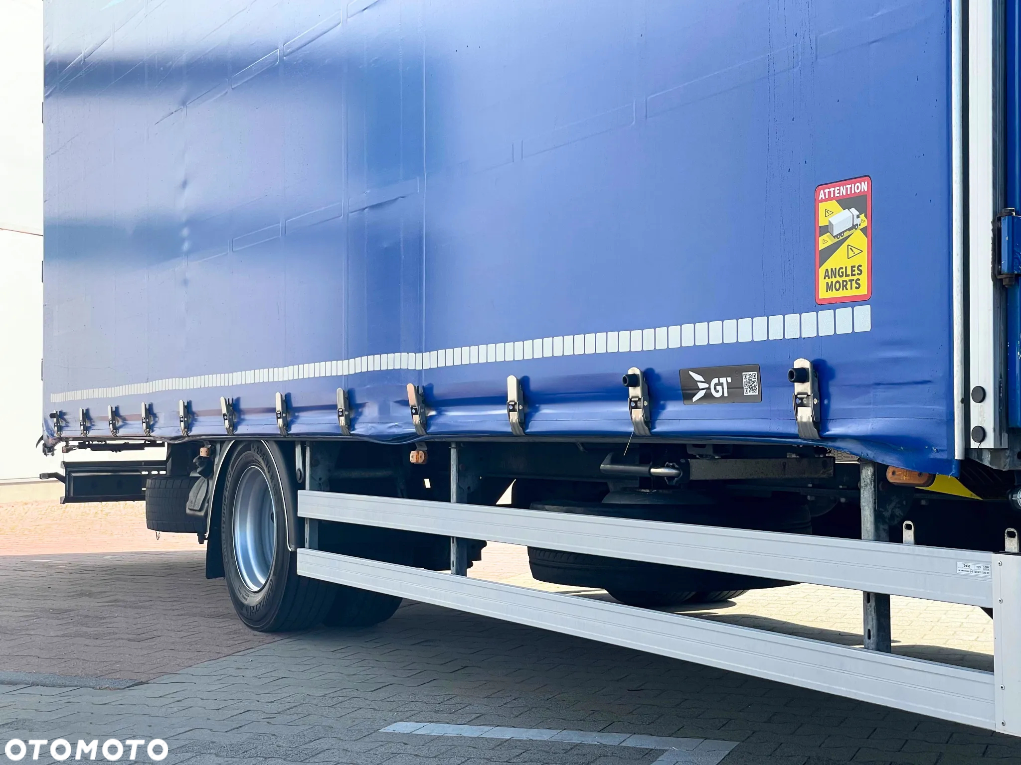 Mercedes-Benz ACTROS F 1836 / ZESTAW TANDEM 120 M3 / PRZEJAZDOWY / 7,75 M + 7,75 M / SALON PL - 13