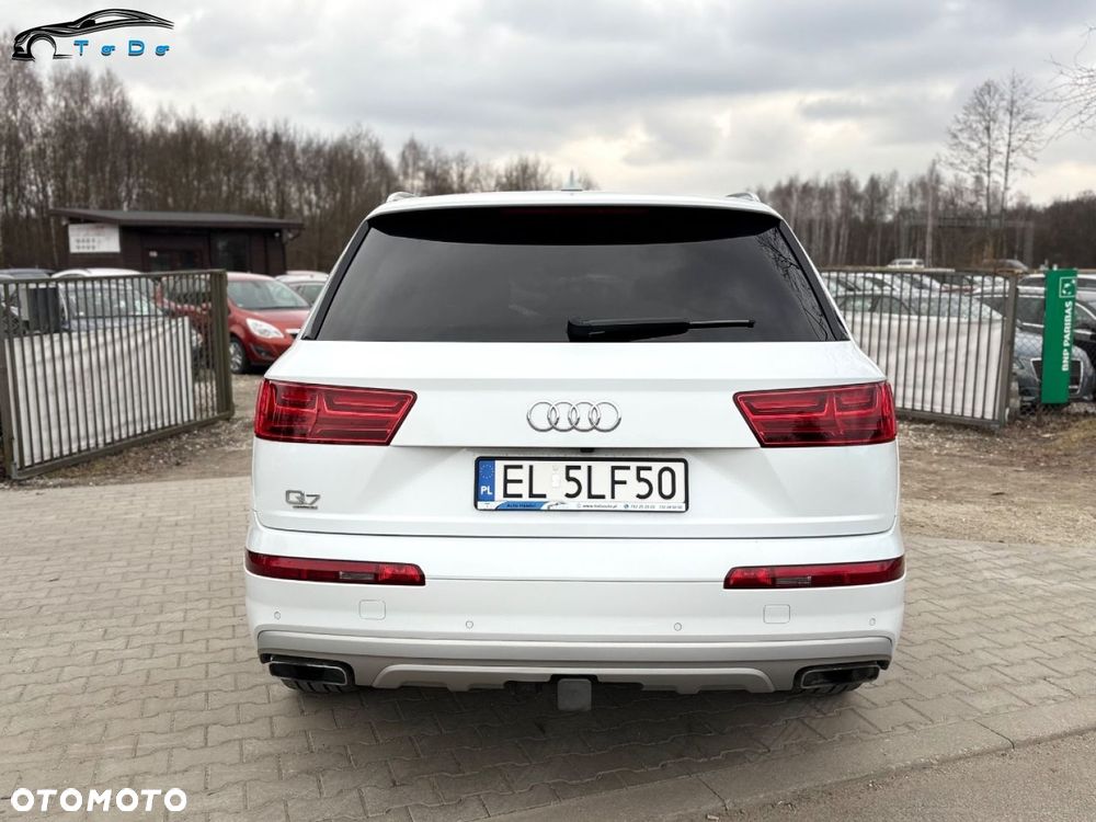 Audi Q7 3.0 TFSI Quattro Tiptronic - 15