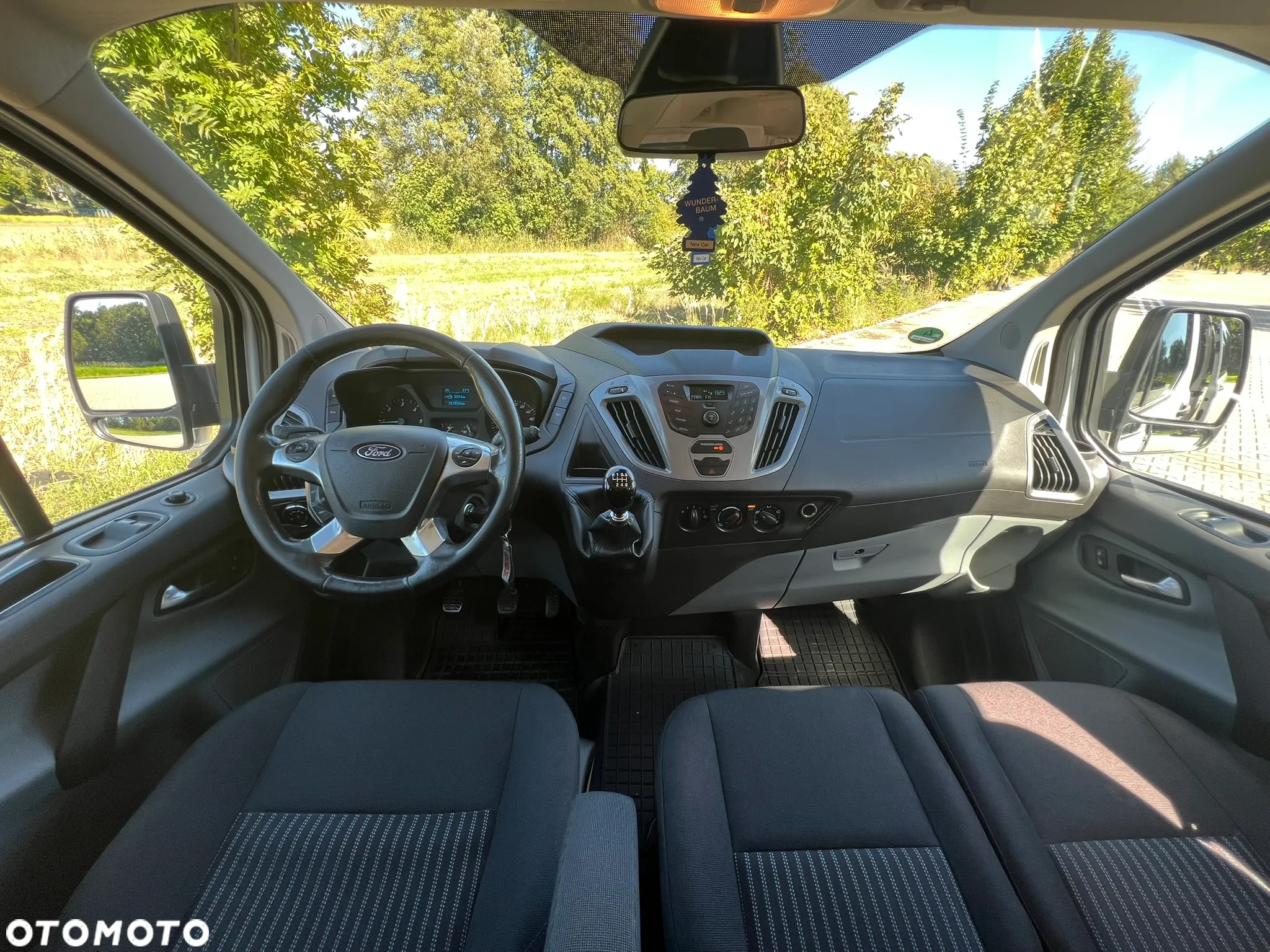 Ford Transit Custom 290 L2H1 Limited - 13