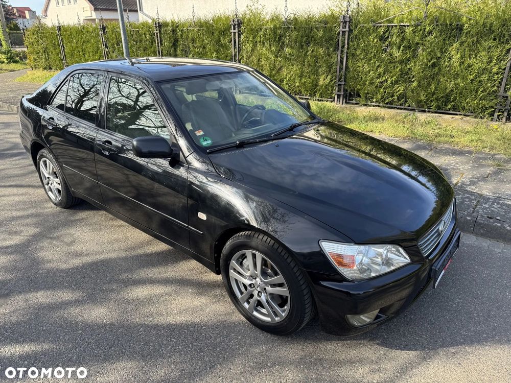 Lexus IS 200 Prestige - 10