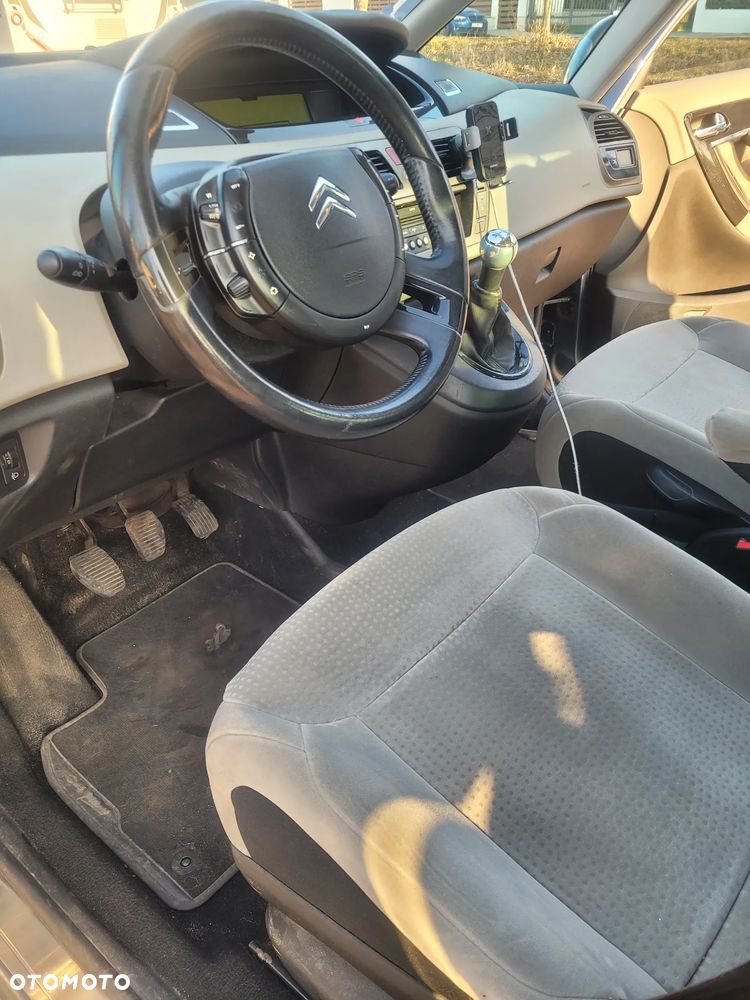 Citroën C4 Picasso - 9