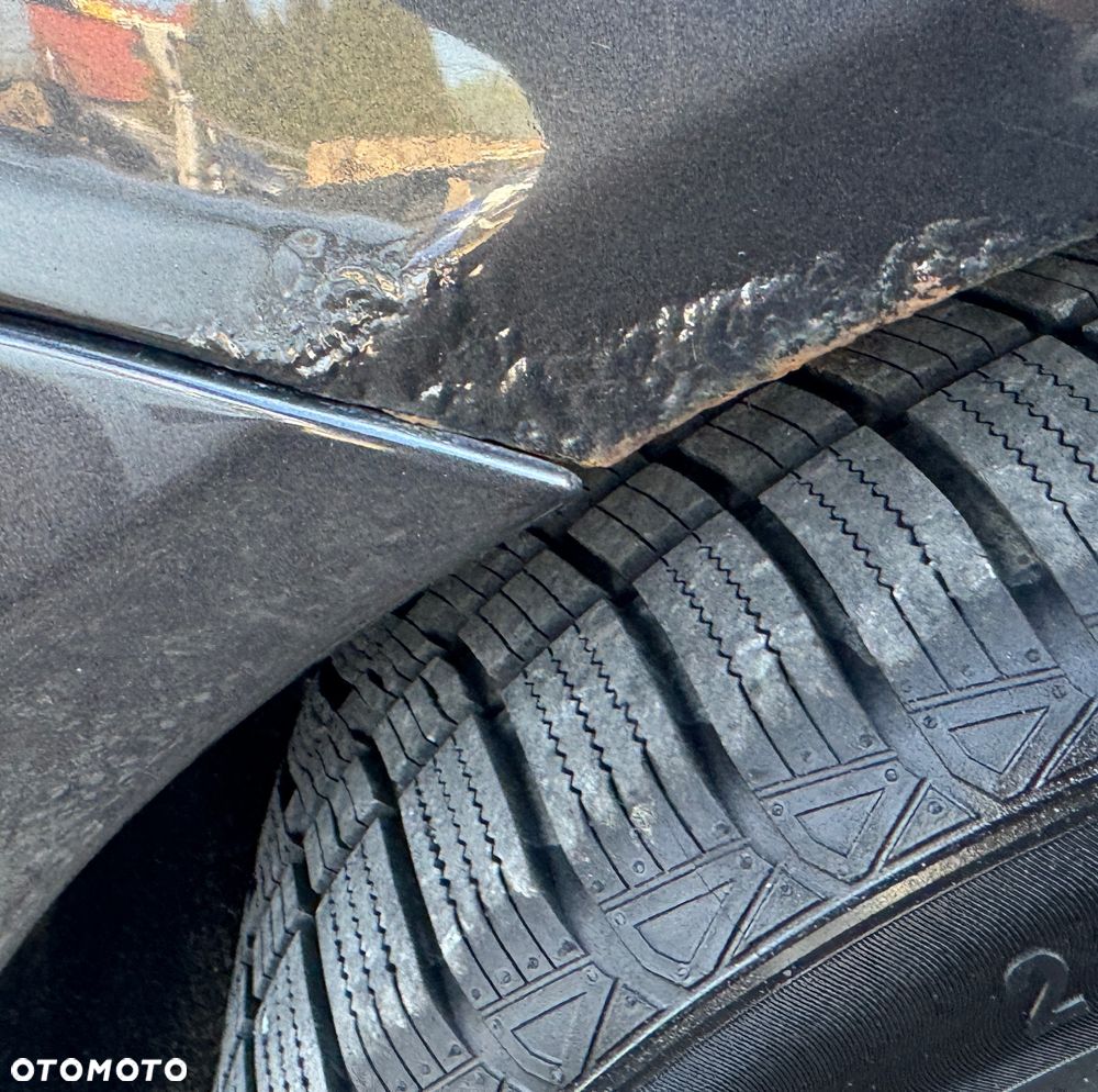 Volkswagen Passat 2.0 TDI Highline - 29