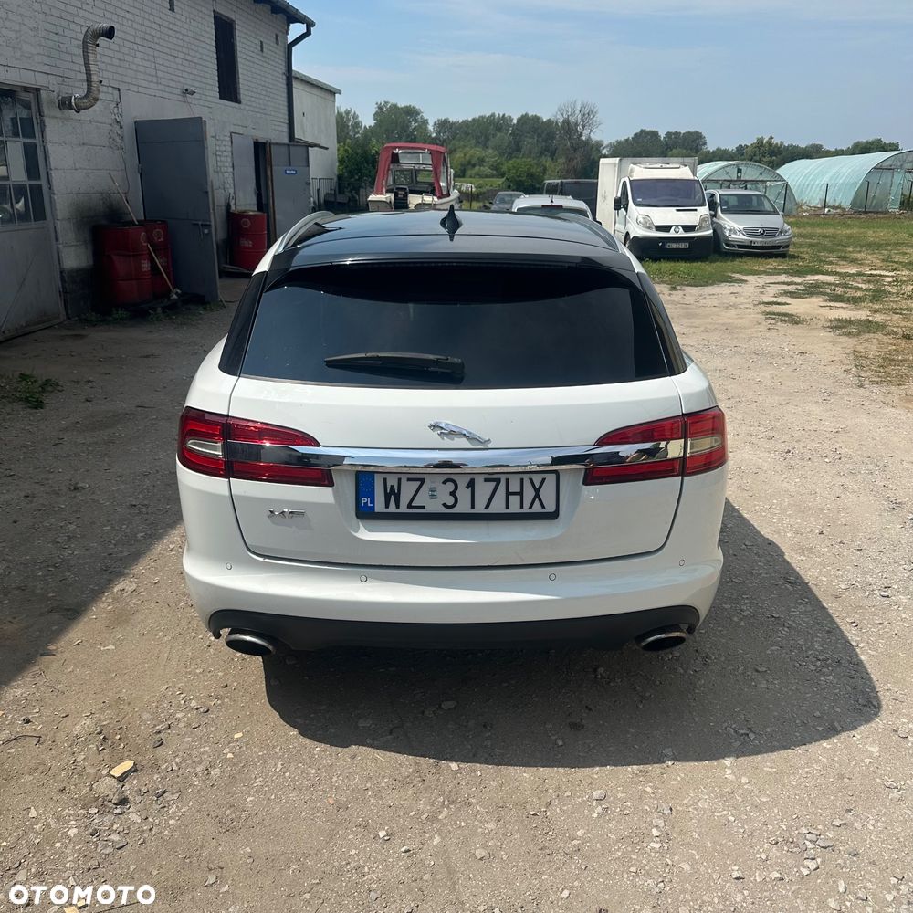 Jaguar XF 3.0 V6 D S - 7