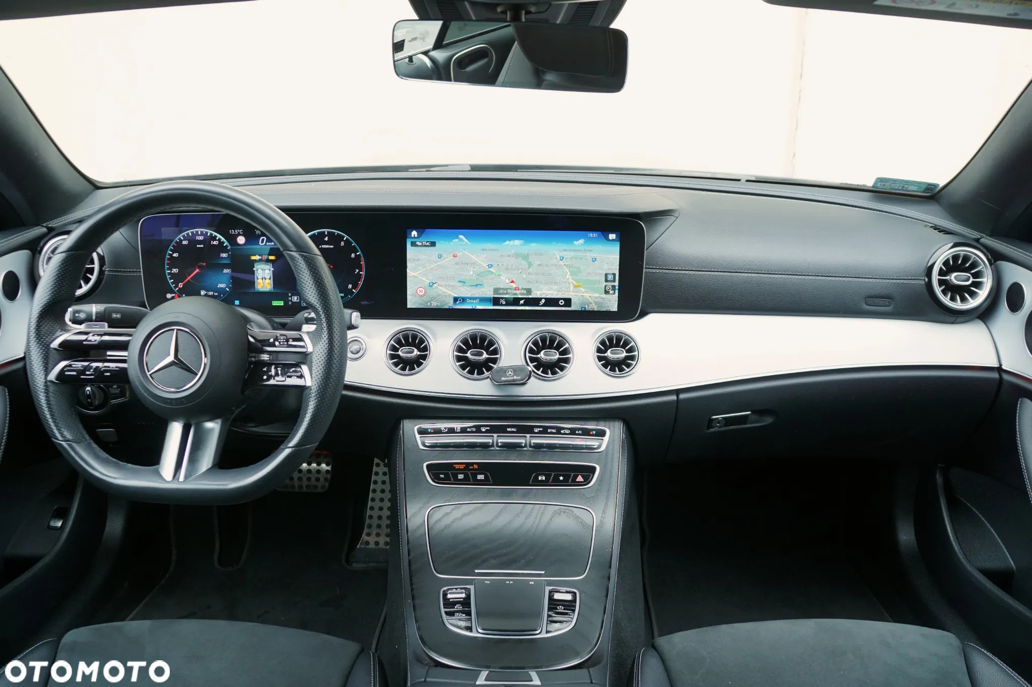 Mercedes-Benz Klasa E 200 Coupe 4-Matic 9G-TRONIC - 3