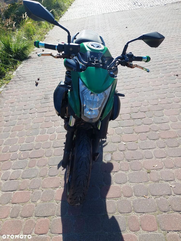 Kawasaki Z - 8