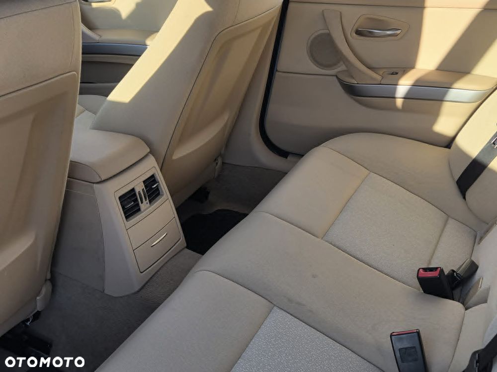 BMW Seria 3 320d DPF - 17