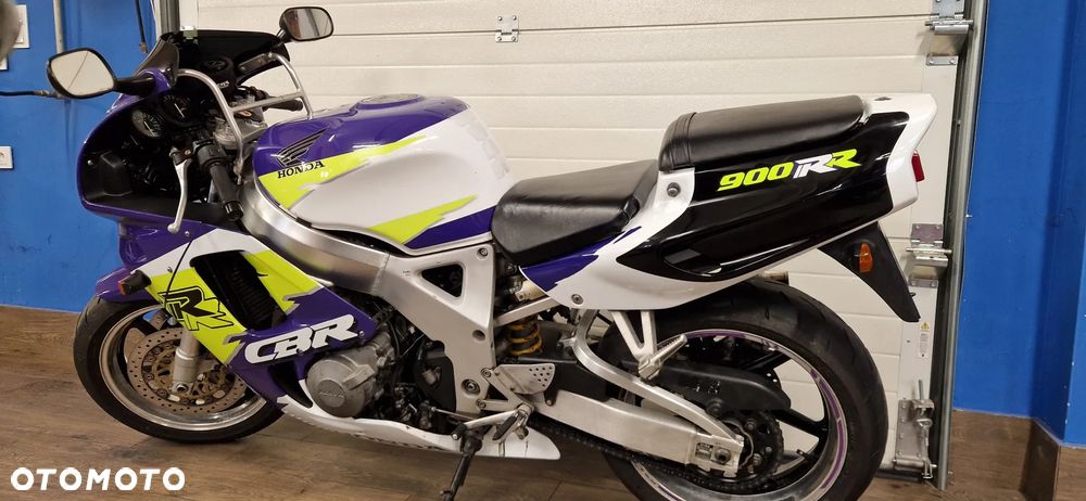Honda CBR - 18
