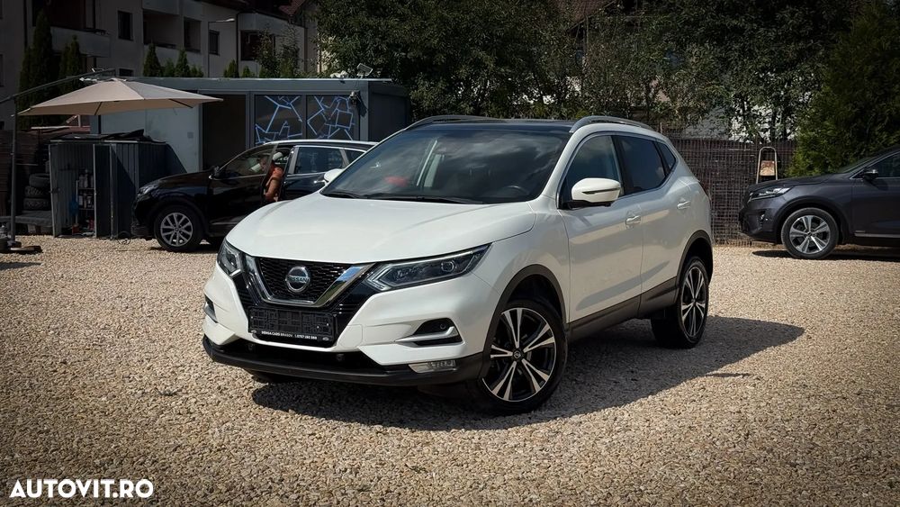 Nissan Qashqai 1.7 dCi Xtronic ALL-MODE 4x4i TEKNA - 1